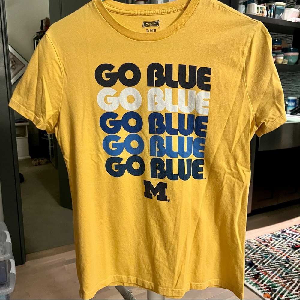 American Eagle Tailgate Michigan tee